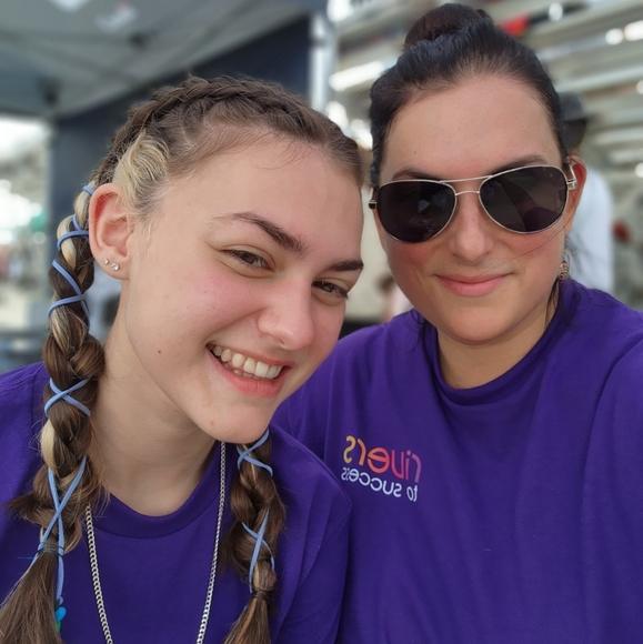 Meet your Poshers, Julie & Kat - Picture 2 of 3